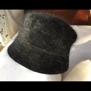 Charter Club Angora hat M/ L